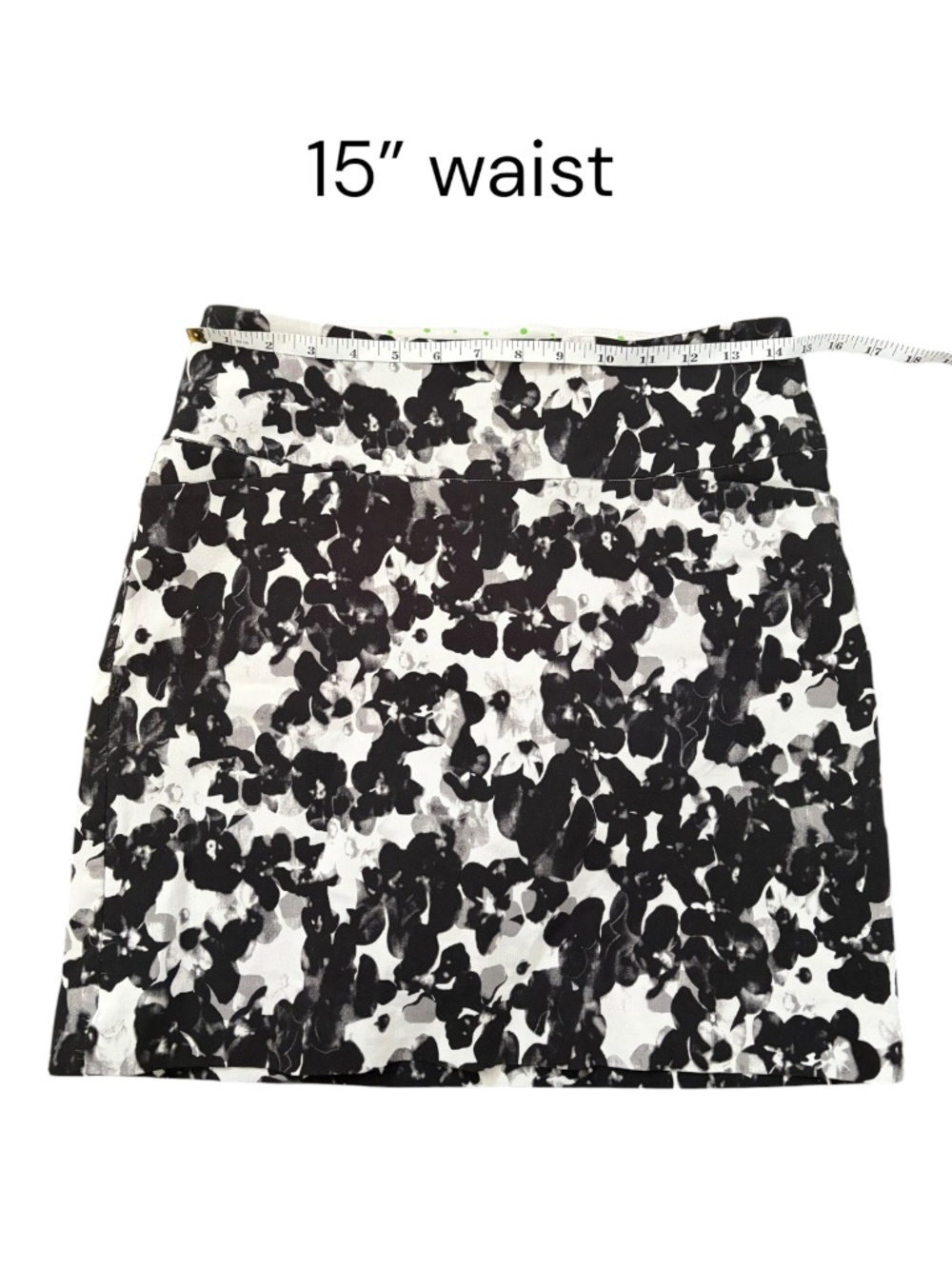 Swing Control Floral Golf Skort Built-In Shorts Size 6 Black White Pickleball - Picture 5 of 9